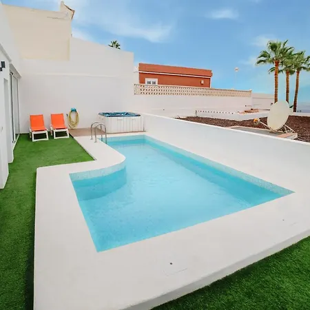 Villa Carlota