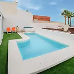 Vila Carlota