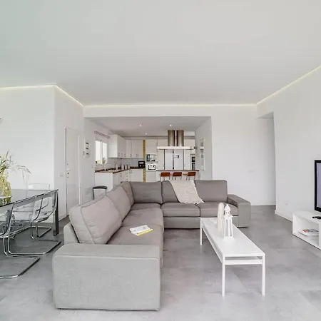 Carlota Tenerifesummervillas
