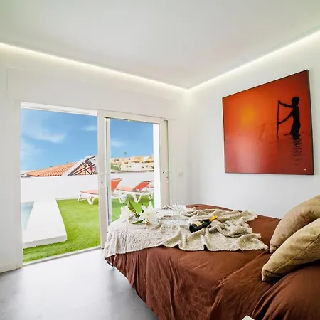 Carlota Tenerifesummervillas * Costa Adeje (Tenerife)